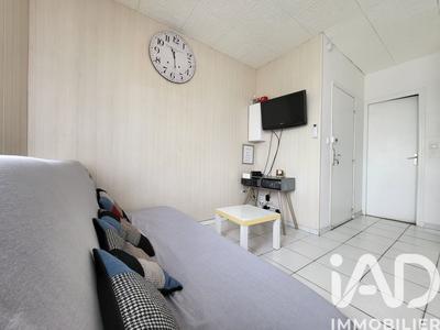 Studio - 25 m² - 1 pièce
