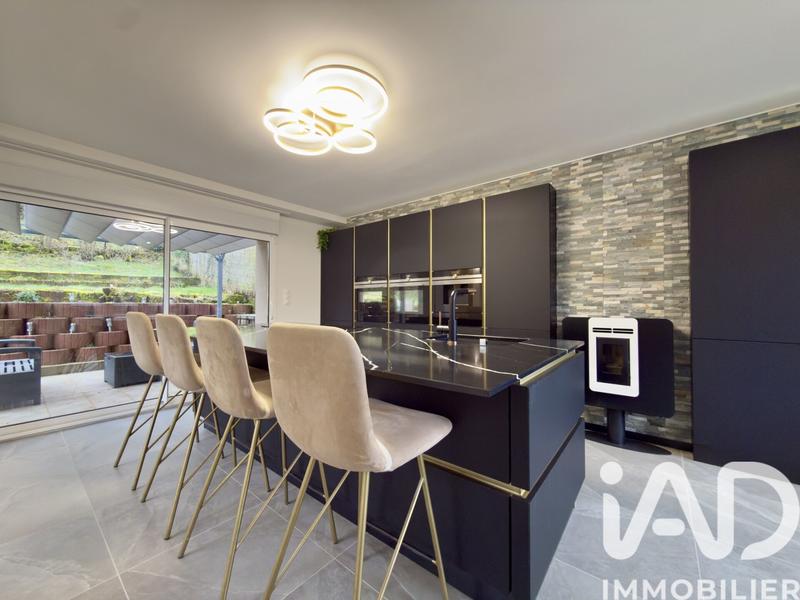 Maison - 100 m² - 5 pièces