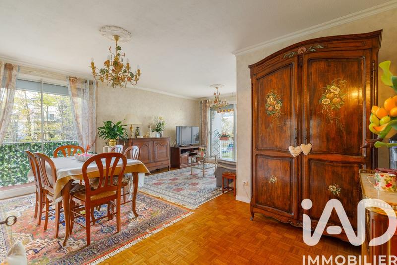 Appartement - 90 m² - 4 pièces