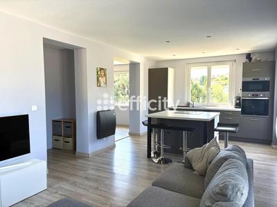 Maison - 78 m² - 4 pièces