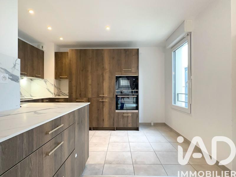 Appartement - 100 m² - 4 pièces