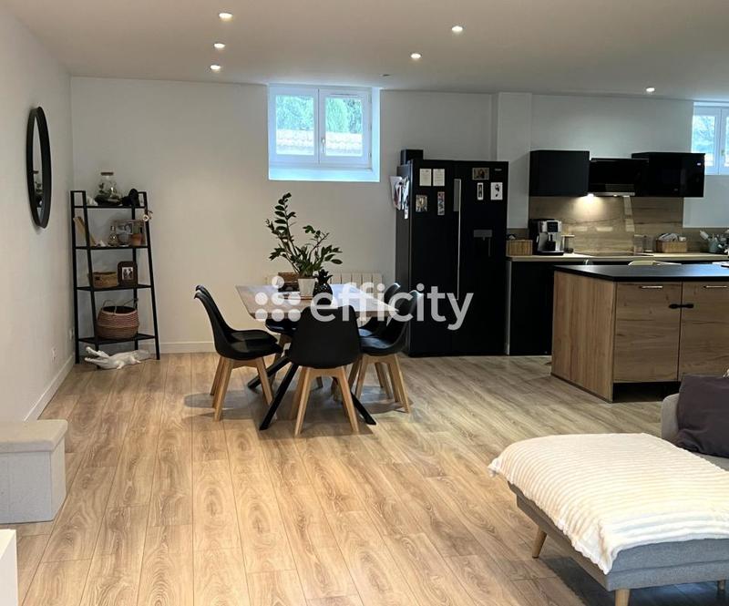 Maison - 85 m² - 4 pièces