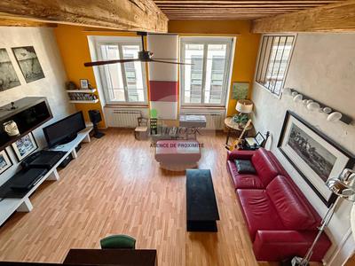 Appartement - 77 m² - 4 pièces