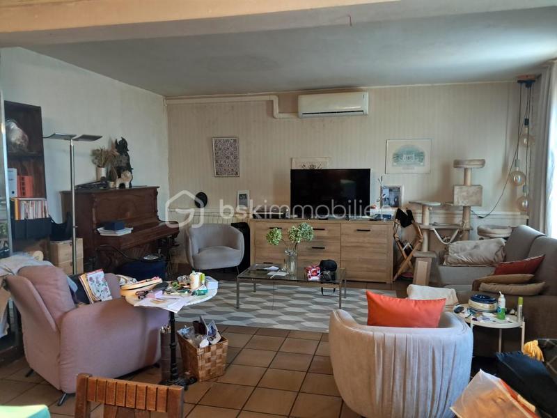 Maison - 194 m² - 7 pièces