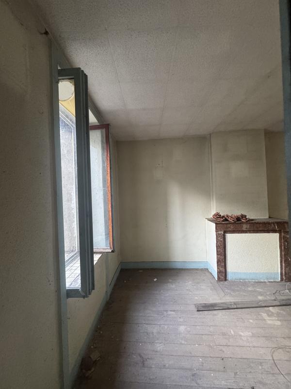 Maison - 100 m² - 2 pièces