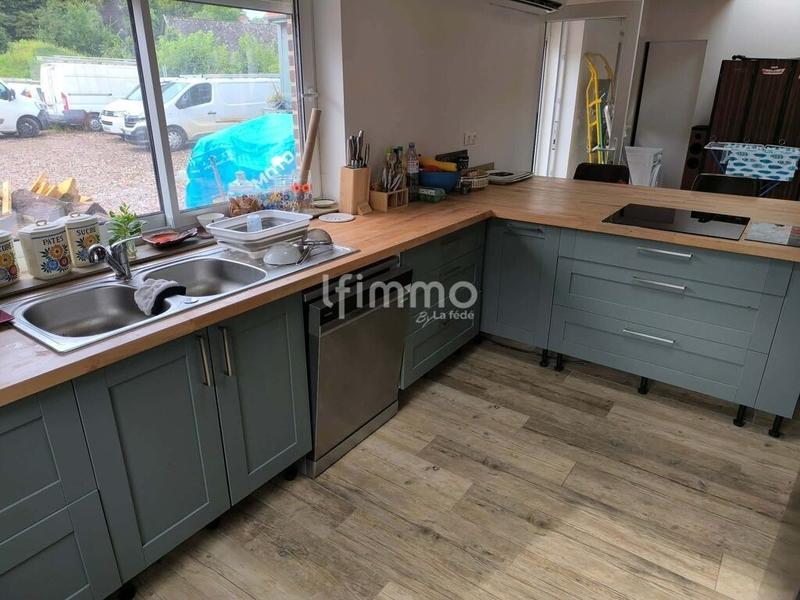 Maison - 189 m² - 5 pièces