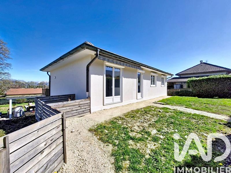 Maison - 240 m² - 7 pièces