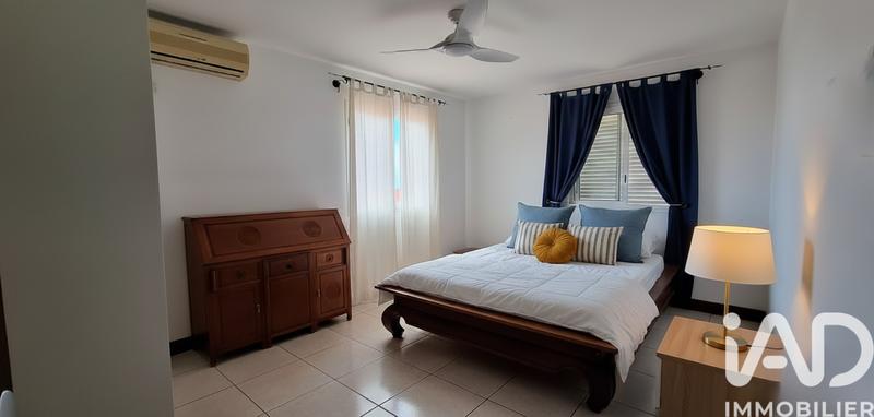 Maison - 241 m² - 9 pièces