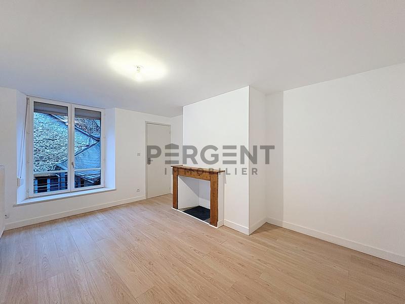 Appartement - 118 m² - 6 pièces