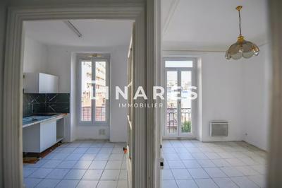Appartement - 77 m² - 3 pièces