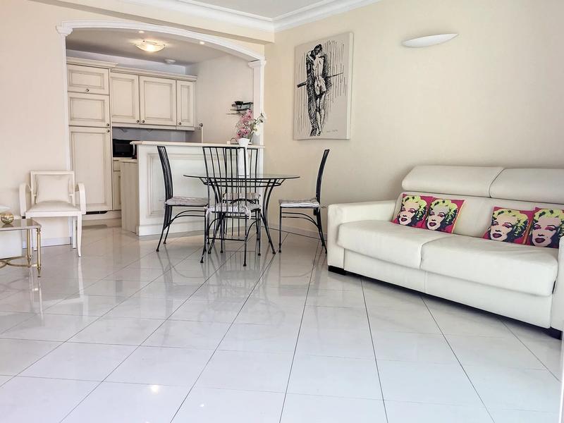 Appartement - 49 m² - 2 pièces