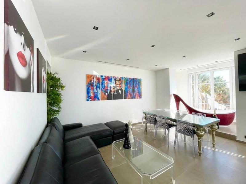 Penthouse - 125 m² - 6 pièces