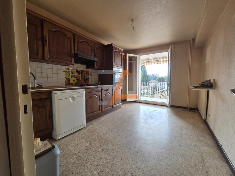 Appartement - 83 m² - 4 pièces