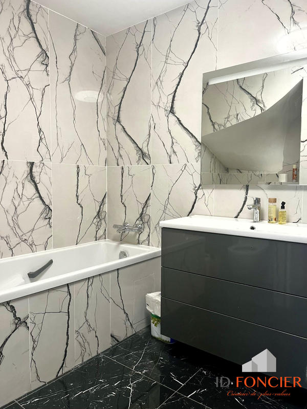 Maison - 118 m² - 5 pièces