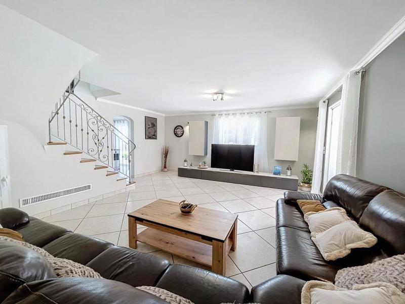 Villa - 407 m² - 13 pièces