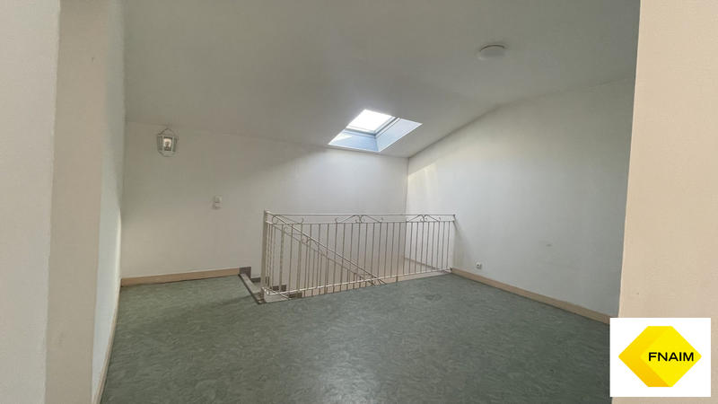 Maison - 199 m² - 7 pièces