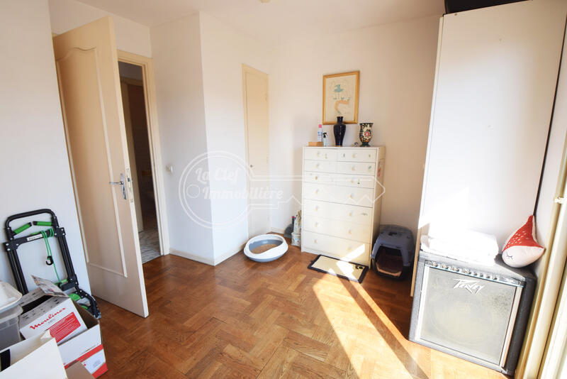 Appartement - 77 m² - 4 pièces