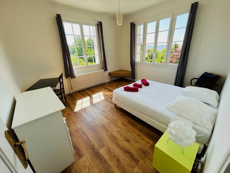 Villa - 200 m² - 8 pièces