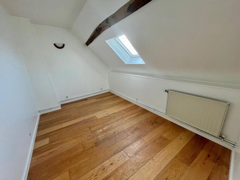 Maison - 112 m² - 7 pièces