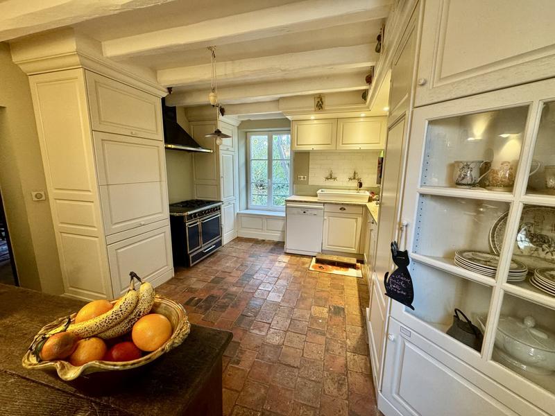 Maison ancienne - 207 m² - 8 pièces