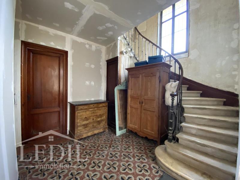 Propriété - 200 m² - 5 pièces