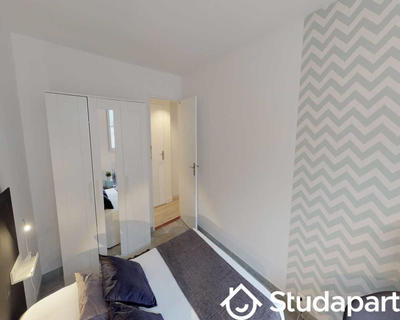 Chambre - 140 m² - 1 pièce