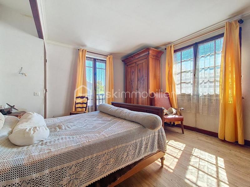 Maison - 165 m² - 7 pièces