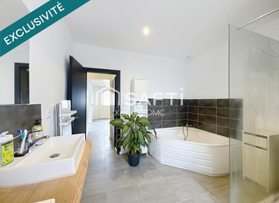 Maison - 85 m² - 4 pièces