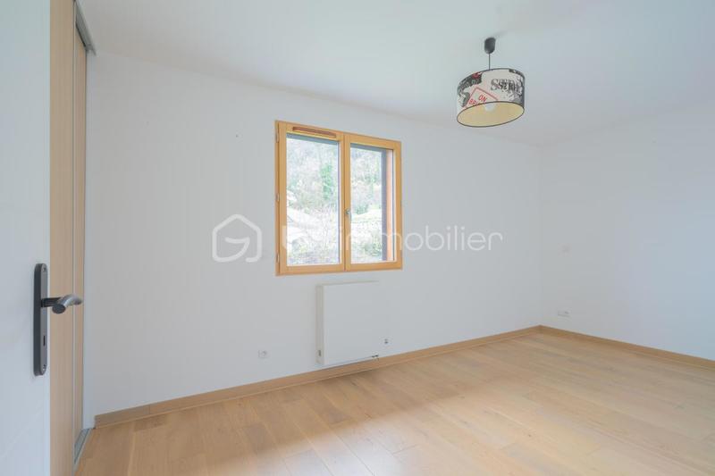 Maison - 141 m² - 6 pièces