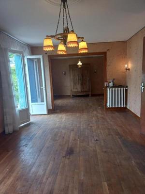 Maison - 144 m² - 5 pièces