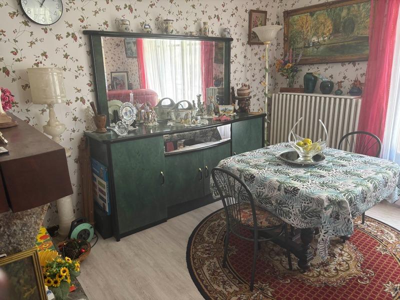 Maison - 170 m² - 8 pièces