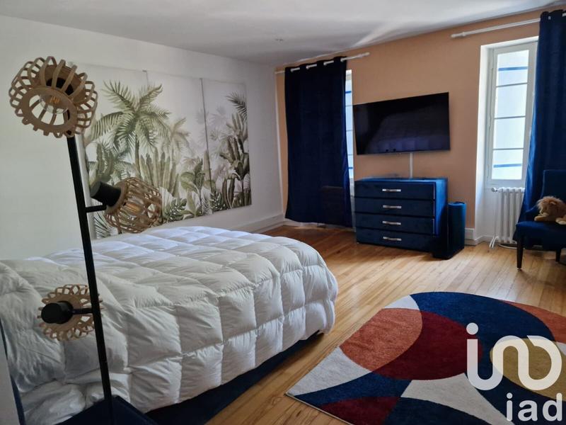 Maison - 295 m² - 7 pièces