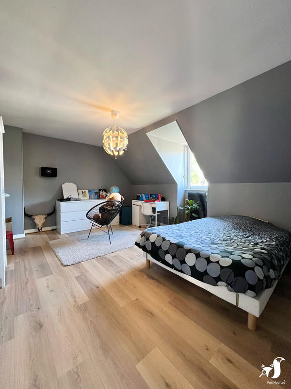 Maison - 195 m² - 7 pièces