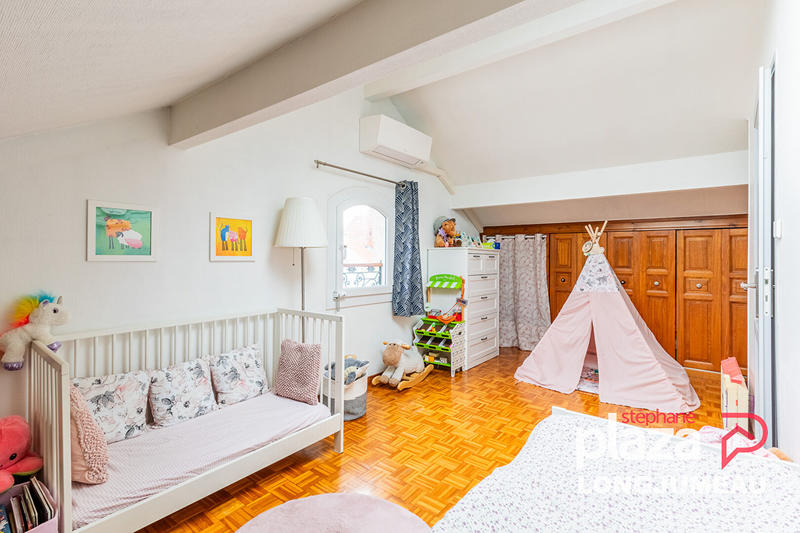 Maison - 133 m² - 5 pièces