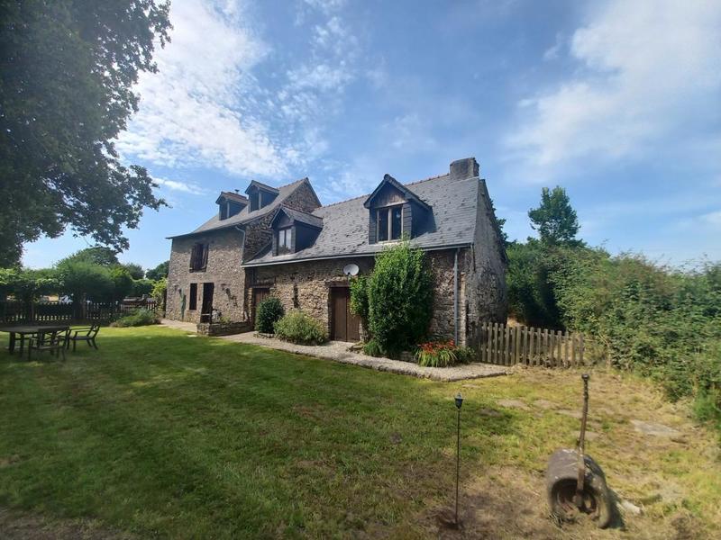 Maison en pierre - 200 m² - 10 pièces