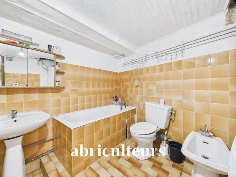 Maison - 77 m² - 3 pièces