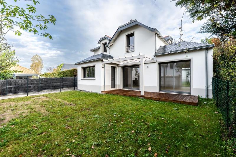 Maison de ville - 132 m² - 5 pièces