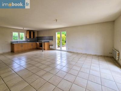 Maison - 107 m² - 5 pièces