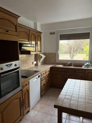 Appartement - 82 m² - 3 pièces