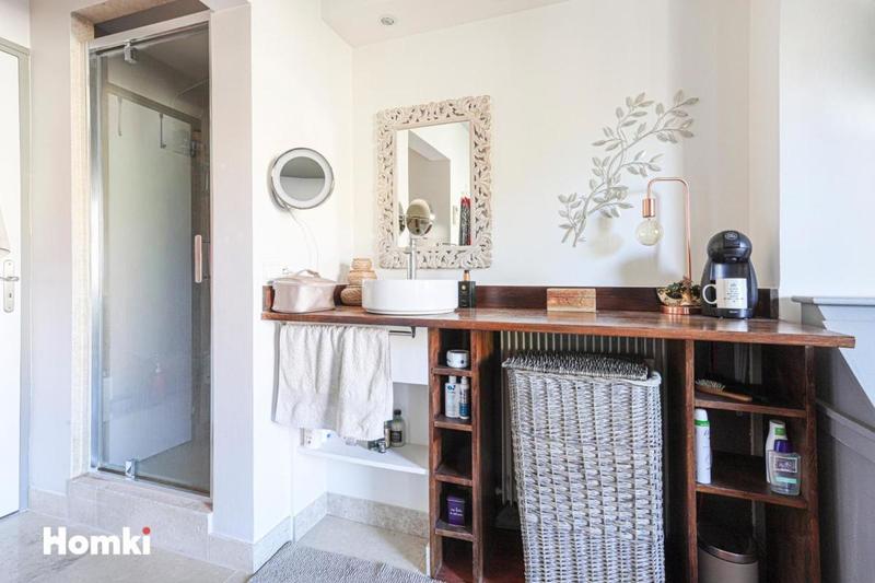 Appartement - 110 m² - 5 pièces