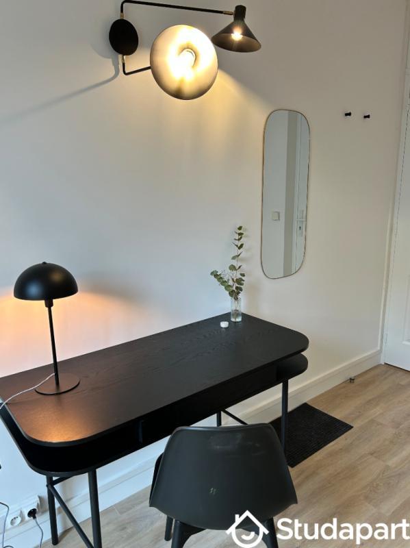 Chambre - 11 m² - 1 pièce