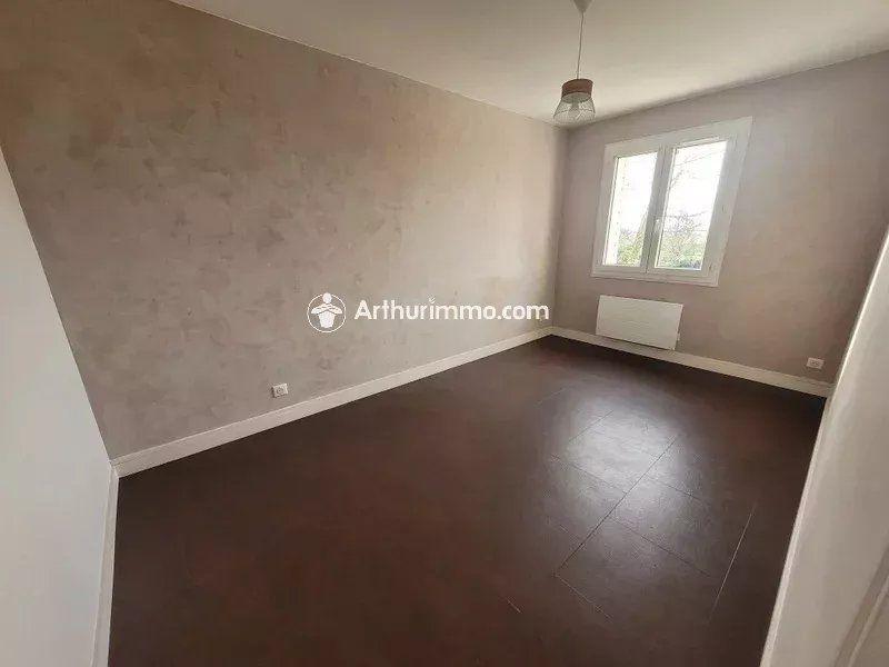 Maison - 80 m² - 5 pièces