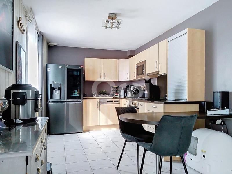 Maison - 86 m² - 5 pièces