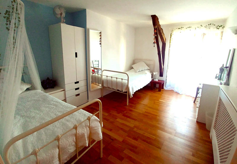 Maison - 185 m² - 5 pièces