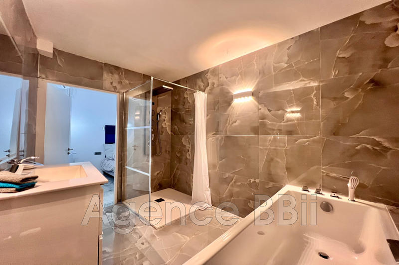 Appartement - 157 m² - 5 pièces