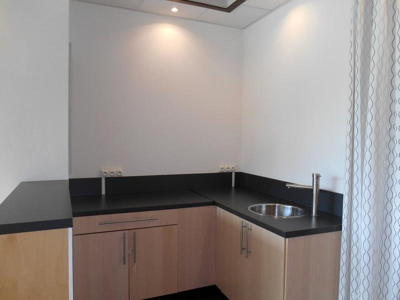 Local commercial - 74 m² - 2 pièces