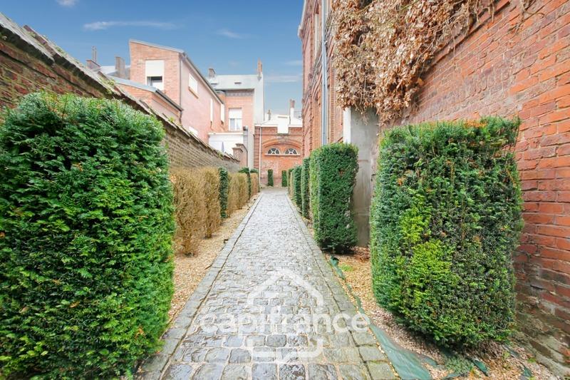 Hôtel particulier - 570 m² - 20 pièces