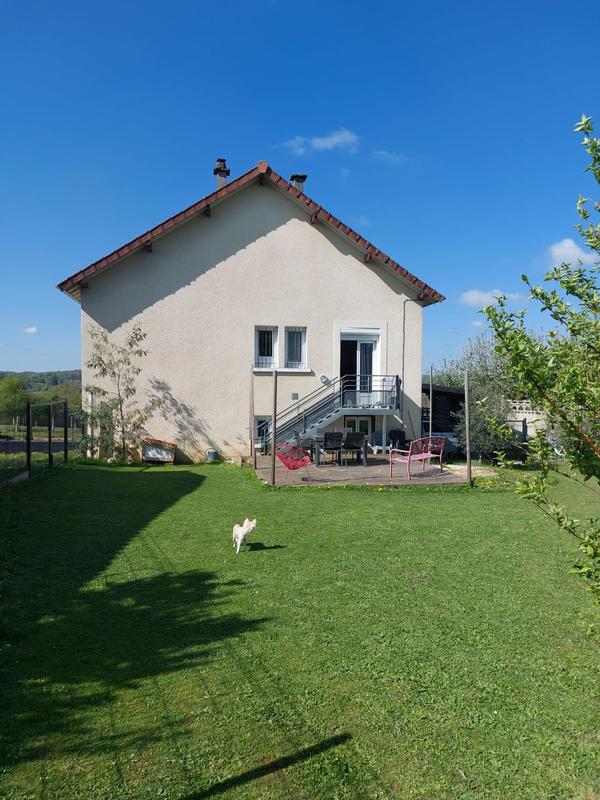 Maison - 99 m² - 6 pièces