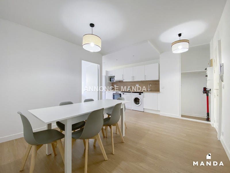 Chambre - 10 m² - 6 pièces