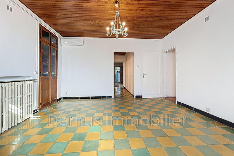 Maison - 283 m² - 11 pièces